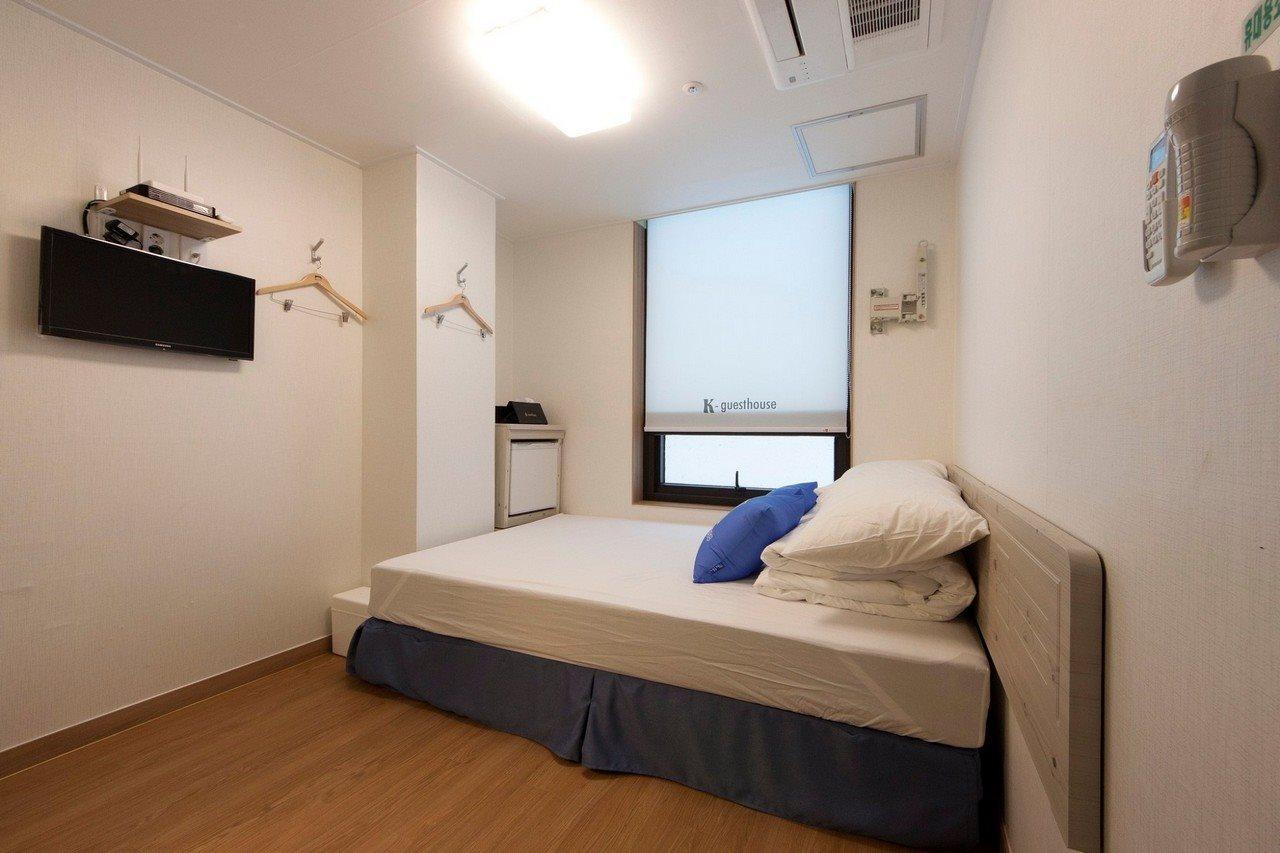 K-Guesthouse Myeongdong 2 Сеул Экстерьер фото