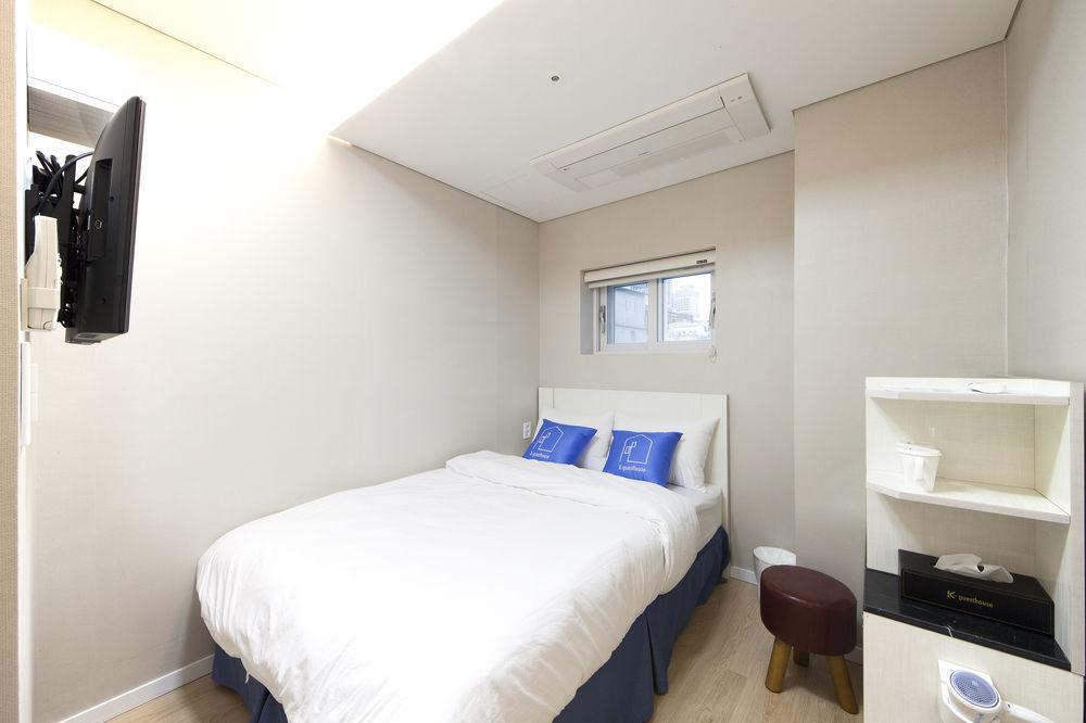 K-Guesthouse Myeongdong 2 Сеул Экстерьер фото