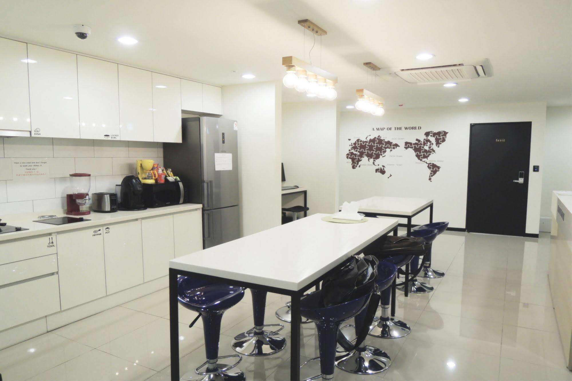 K-Guesthouse Myeongdong 2 Сеул Экстерьер фото