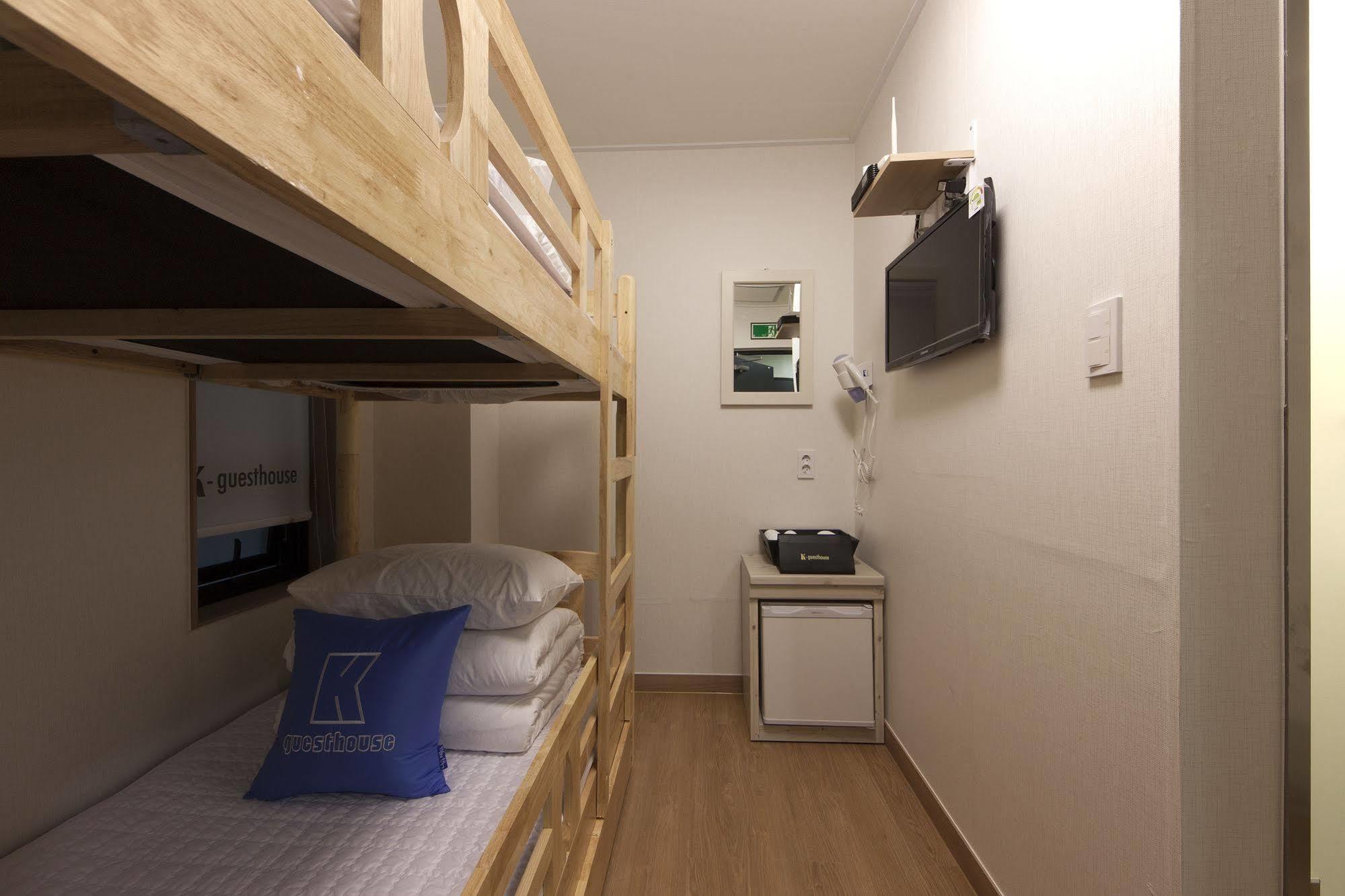 K-Guesthouse Myeongdong 2 Сеул Экстерьер фото